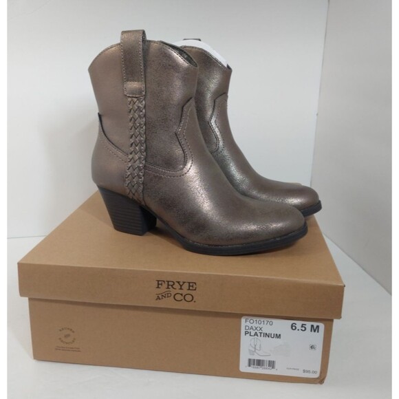 Frye and Co. Women's Size 6.5 Daxx Stacked Heel Cowboy Boots 6.5M Platinum - Picture 2 of 13